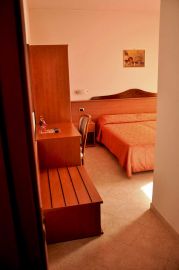 06-hotel-ristorante-da-moratti-fiera-del-riso-isola-della-scala